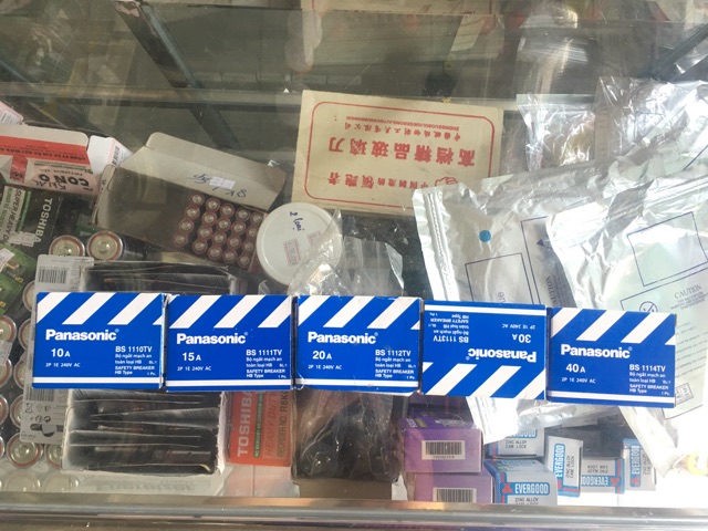 Cầu dao (CB) cóc Aptomat PANASONIC ( nhiều dòng 10/15/20/30/40A)- hàng chính hãng , có sẵn