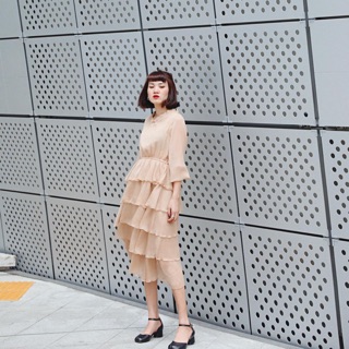 Váy organza tầng be