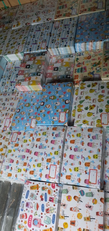 Giấy bao tập kèm giấy kiếng có keo sấp 10tờ