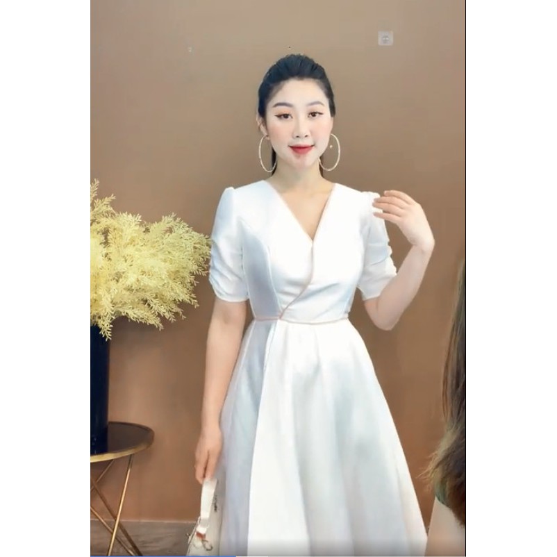 [Mã SKAMA06 giảm 8% tối đa 50K đơn 250K] Monoco-Váy cổ tim tay rút nhún-8433 | BigBuy360 - bigbuy360.vn