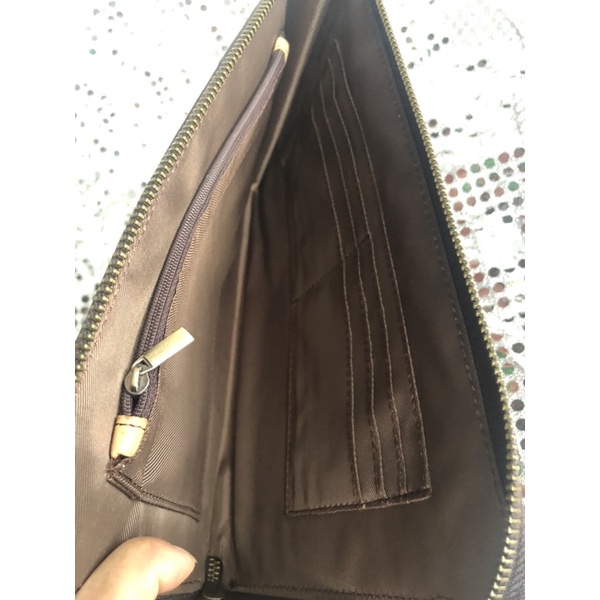Clutch mộc điêu khắc hàng si tuyển
