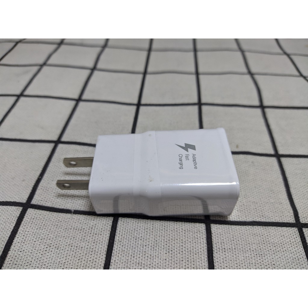 Bộ sạc 5V Samsung và cáp Type C