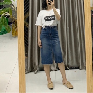 Chân váy dài, xẻ trước