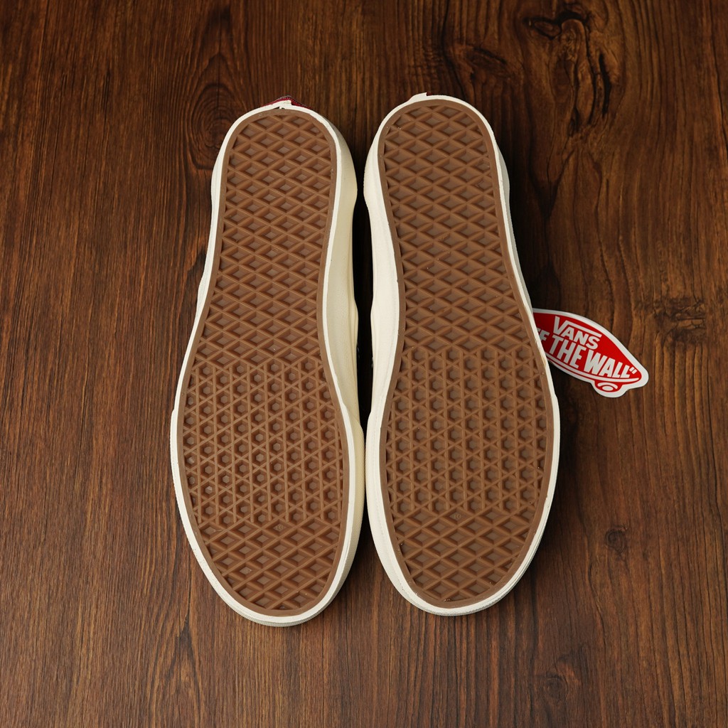 Giày Vans Slip On Og Trắng Đen Phong Cách Thời Trang Trung Hoa