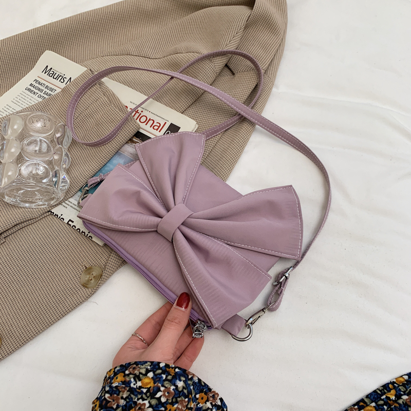 Túi đeo chéo thời trang mẫu 2021 dành cho nữ