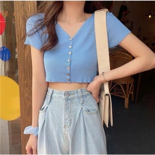 Áo len tăm croptop cổ tim cúc ngực basic