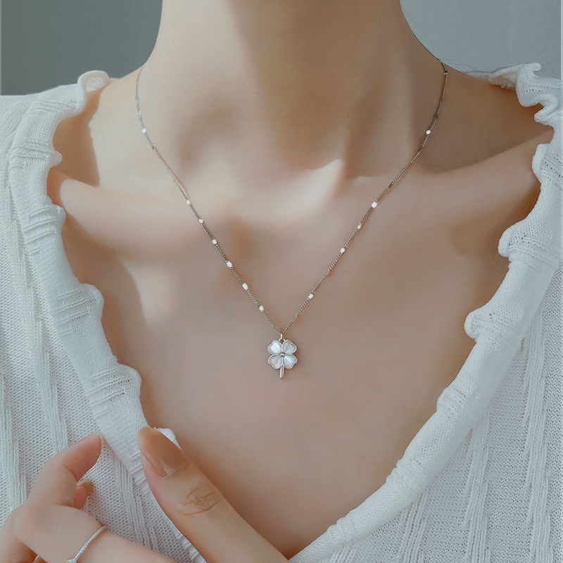 vòng cổ phong cách hàn quốc của phụ nữ vòng cổ cỏ ba lá đơn giản