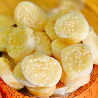 KẸO DỪA DỨA NON LÁ DỨA.
