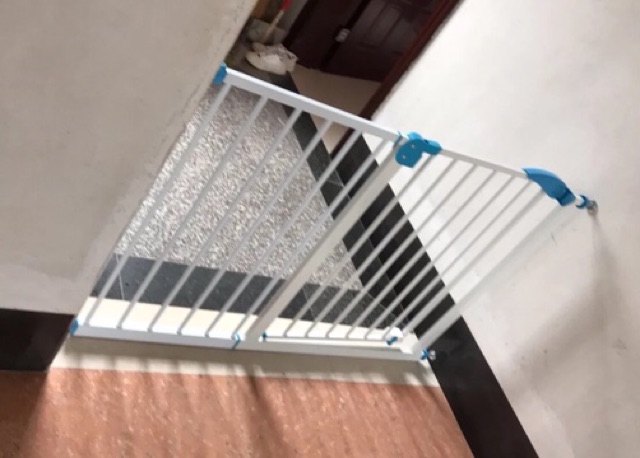(HÀNG DÀY DẶN LOẠI 1) Thanh Chặn Cửa Chặn Cầu Thang An Toàn Cho Bé