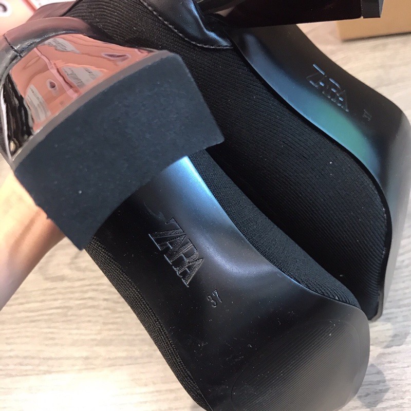 Bốt Zara xuất dư