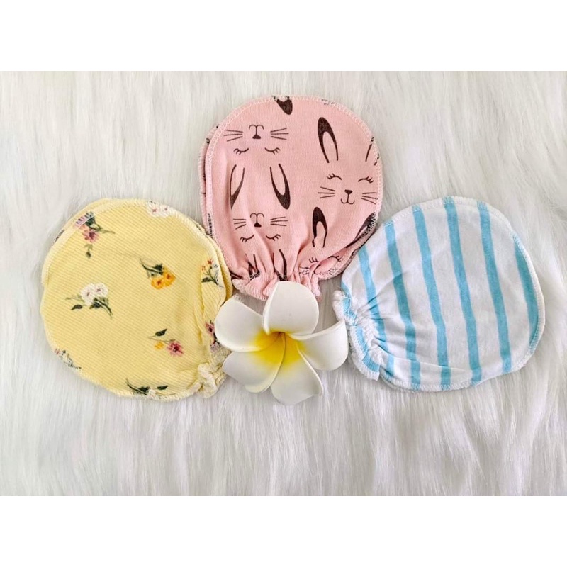 Set 3 đôi tay cho bé sơ sinh từ 0-5 tháng tuổi, chất cotton, thương hiệu Hotga