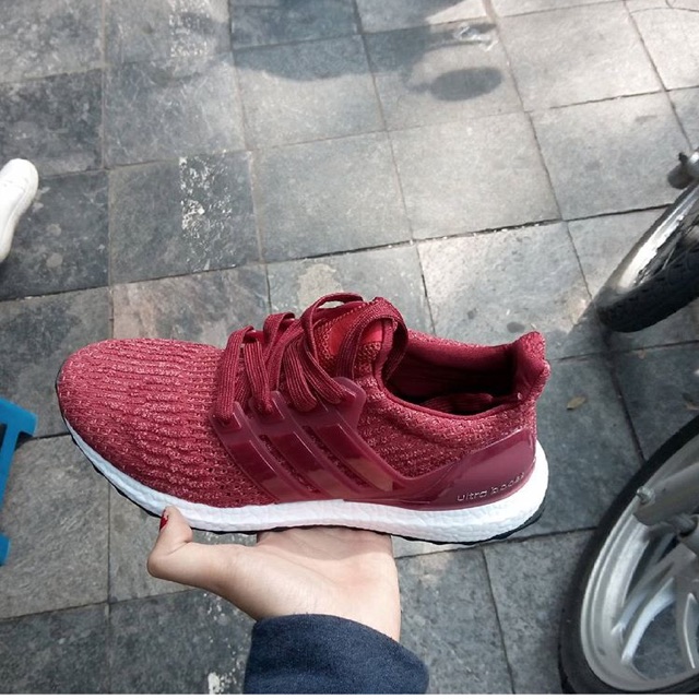 Giày ultraboost