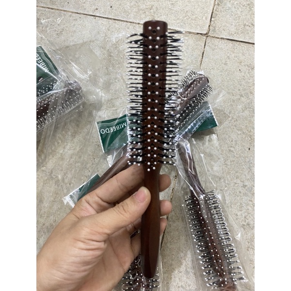 Lược tròn tạo kiểu cho tóc xoăn loại đẹp