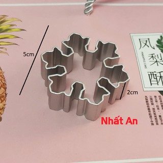 Khuôn nhấn bánh dứa hình Bông tuyết