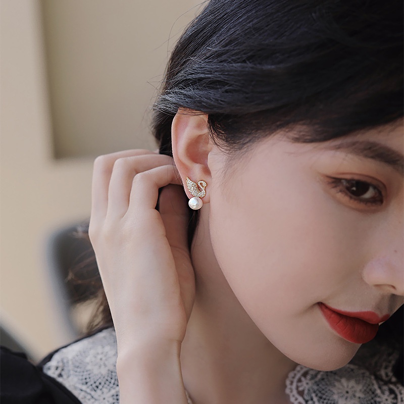 Bông Tai Mạ Bạc 925 Hình Thiên Nga Đính Ngọc Trai Đơn Giản Chất Lượng Cao Phong Cách Hàn Quốc