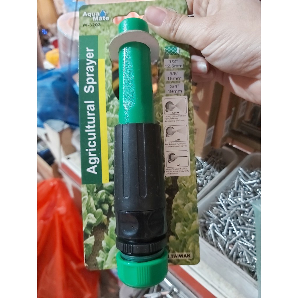 Đầu vòi phun nước xịt rửa xe, tưới cây...