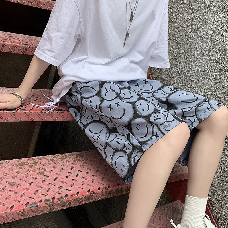 Quần short nam ống rộng in hình mặt cười phong cách hip hop cá tính thời trang