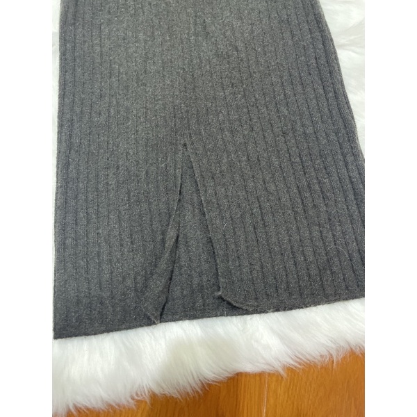 Chân váy len dáng midi T37