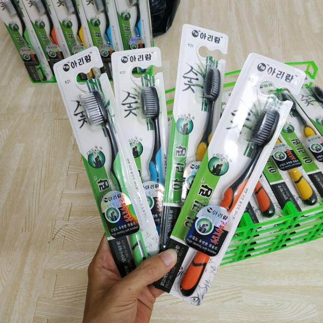 Combo 5-10 Bàn Chải Đánh Răng Than Tre Hoạt Tính Bossi Cá Nhân Tiện Lợi