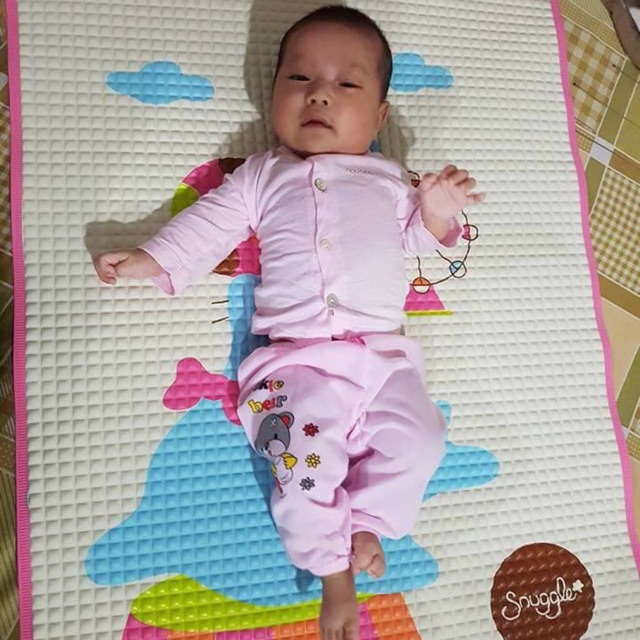 Chiếu cao su non cho bé