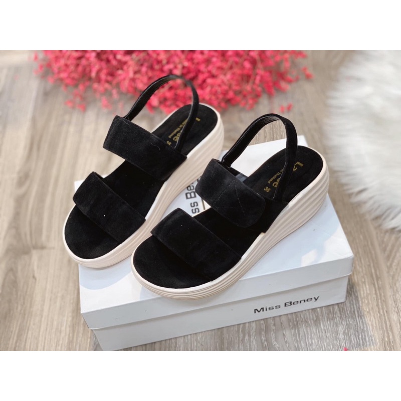 Sandal hai quai ngang siêu nhẹ