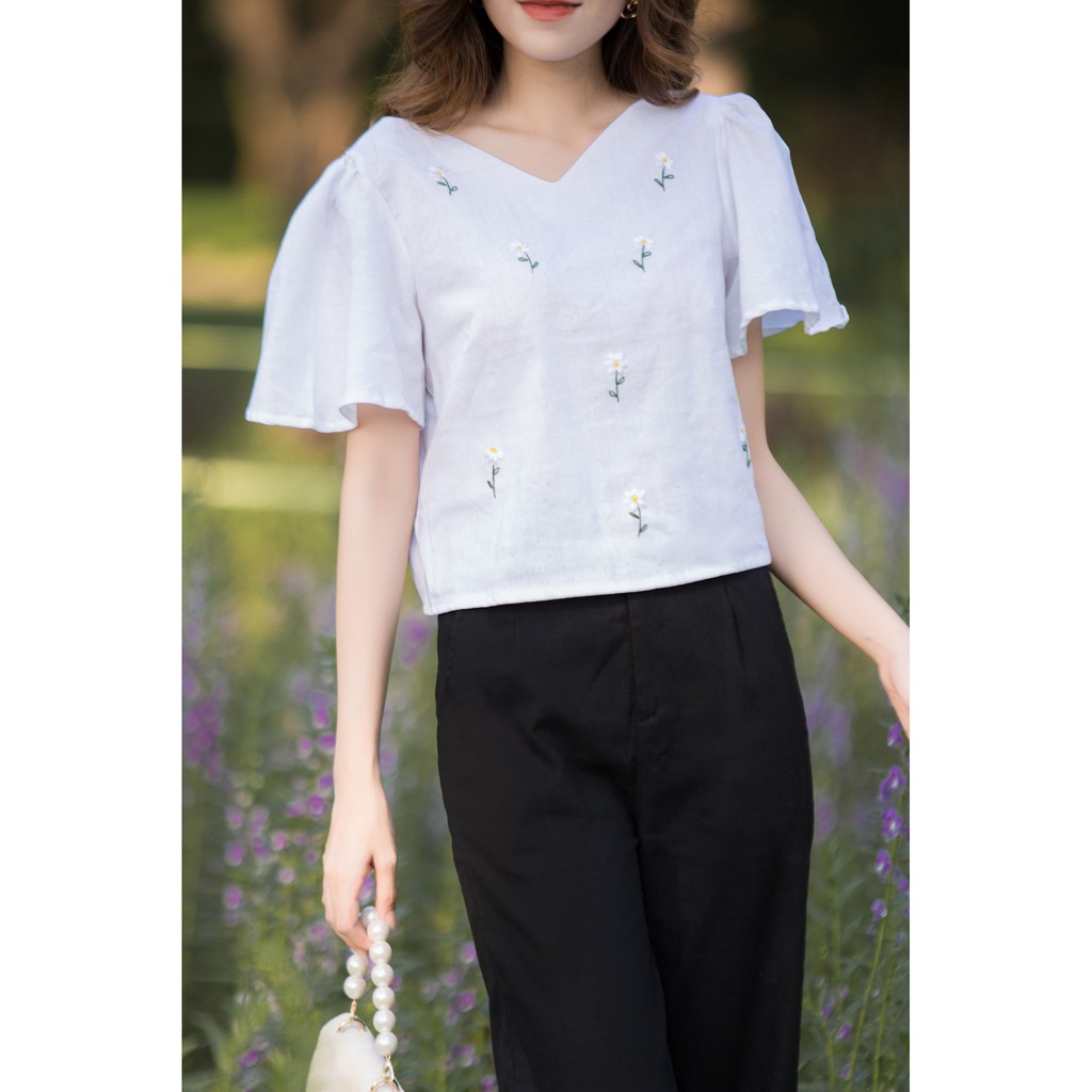 Jenny Le - Áo linen thêu tay cúc họa mi Daisy Top JL119