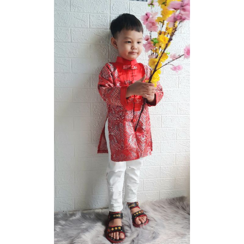 Áo dài gấm họa tiết cho bé trai size 7ky - 40ky