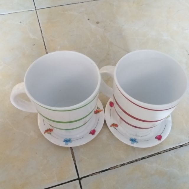 Dĩa lót ly
