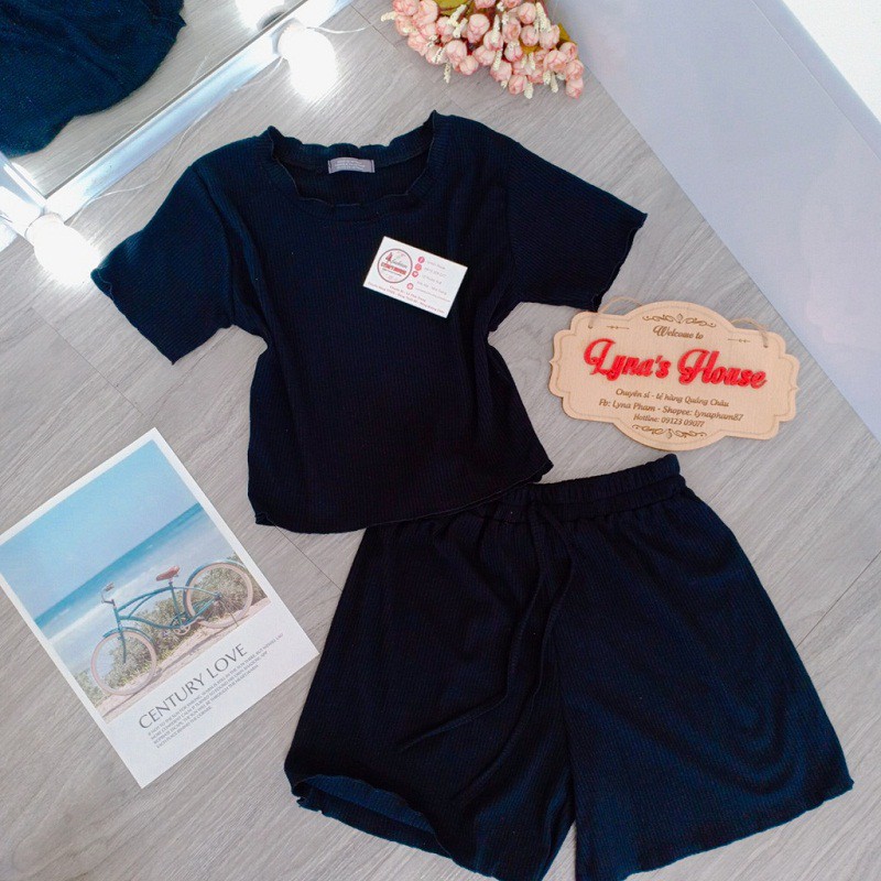 Bộ Ngủ Áo Croptop Quần Đùi Siêu Xinh LH57 | BigBuy360 - bigbuy360.vn