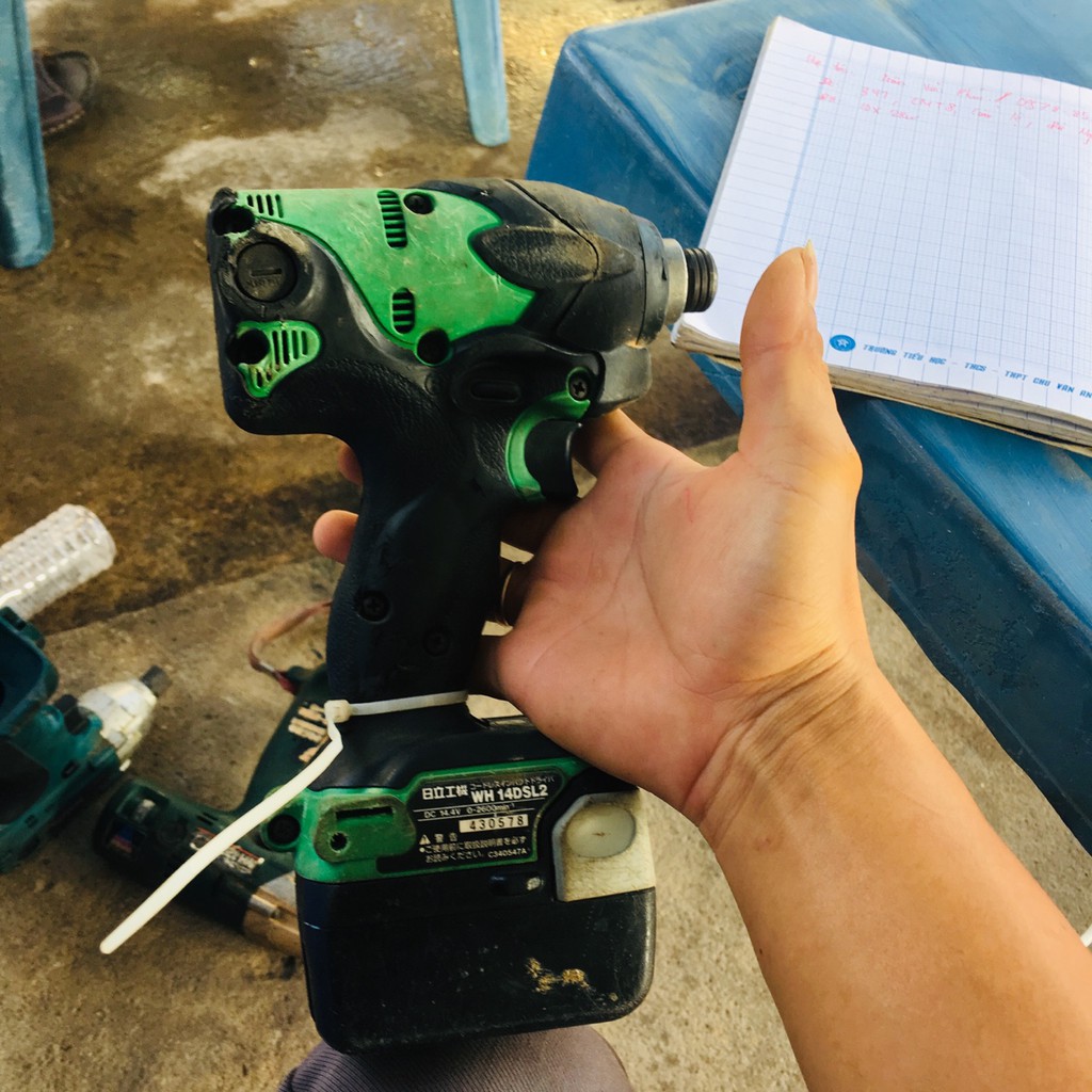 339-Máy bắn vít HITACHI 14.4v nội đại Nhật