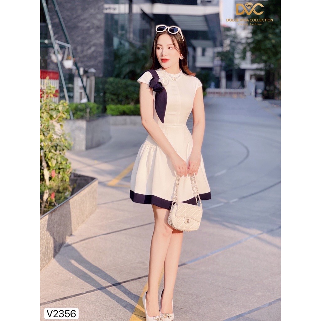 Váy trắng xòe viền xanh V2356 - LAMY87 | BigBuy360 - bigbuy360.vn