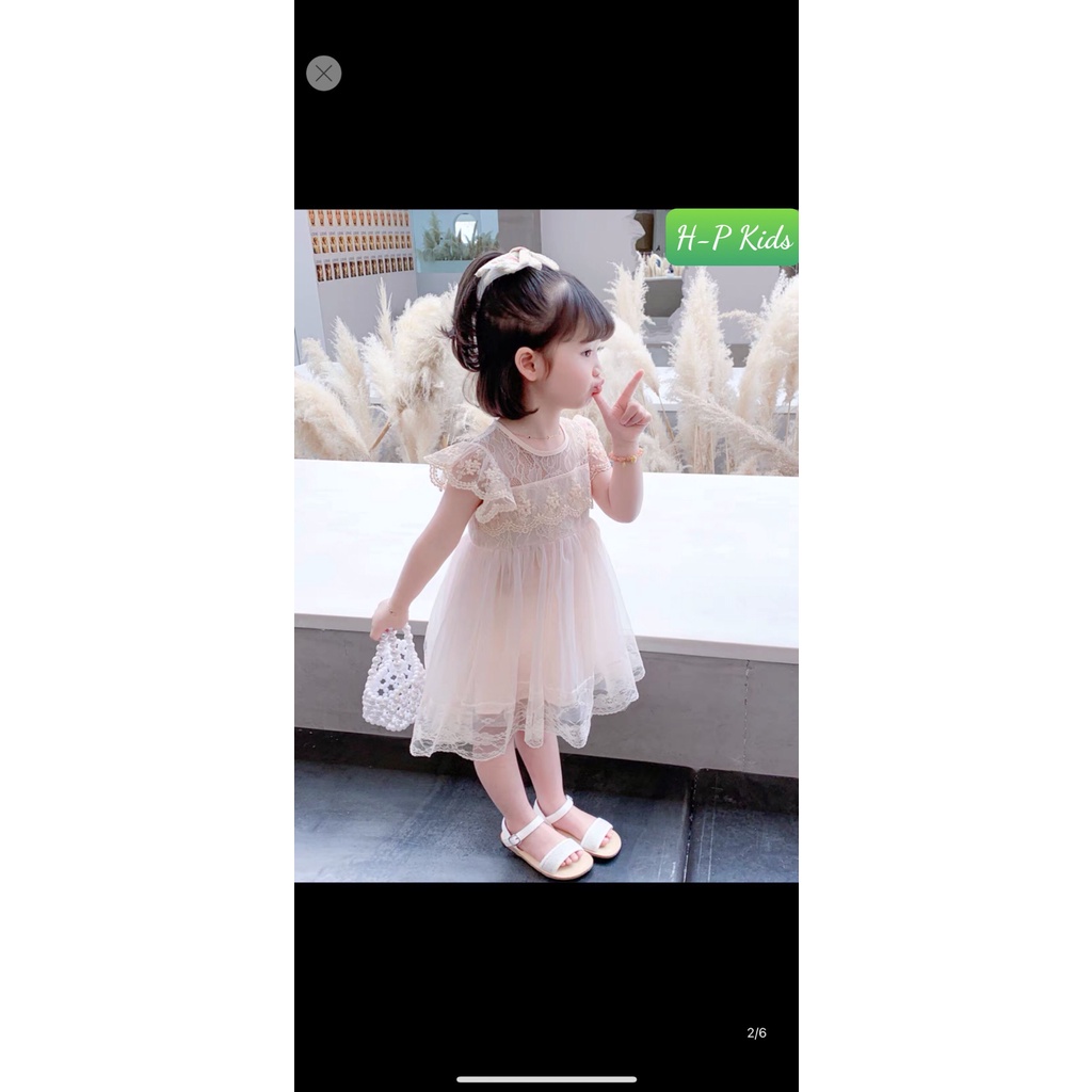 Váy bé gái xinh xắn