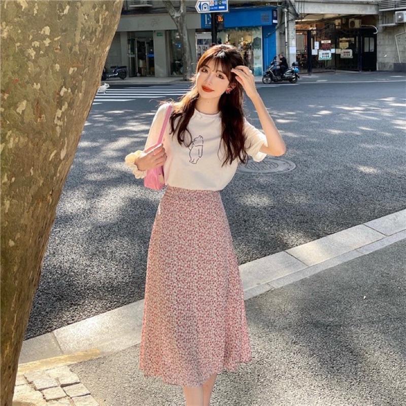 Set Chân Váy Hoa Mix Áo Phông Gấu Xinh Xắn - Mei.clothing97