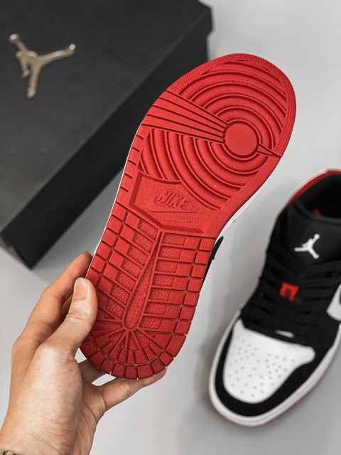 Giày Air Jordan 1 low BlackToe -