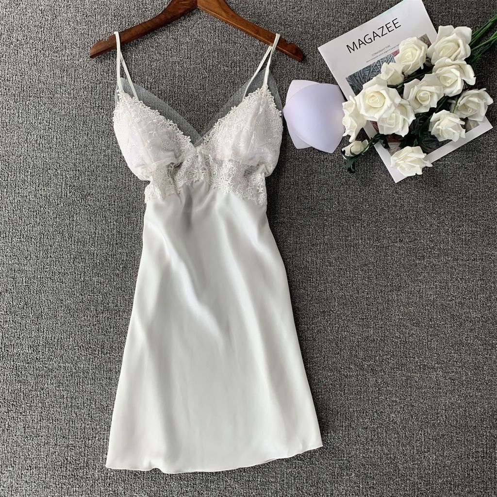 Đồ ngủ Hai Dây Bằng Lụa Mát Phối Ren Quyến Rũ Thời Trang Xuân Hè Hàng Mới 2022 Dành Cho Bạn Nữ