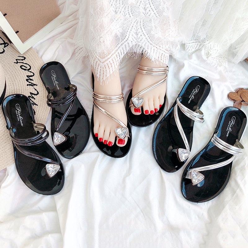 Dép nhựa đi biển thiết kế đơn giản thời trang cao cấp