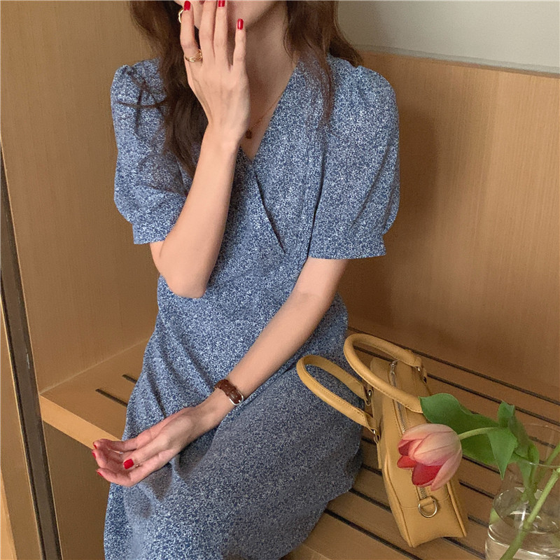 Đầm Voan Hoa Tay Ngắn Cổ Chữ V Thời Trang Hàn Quốc 43182