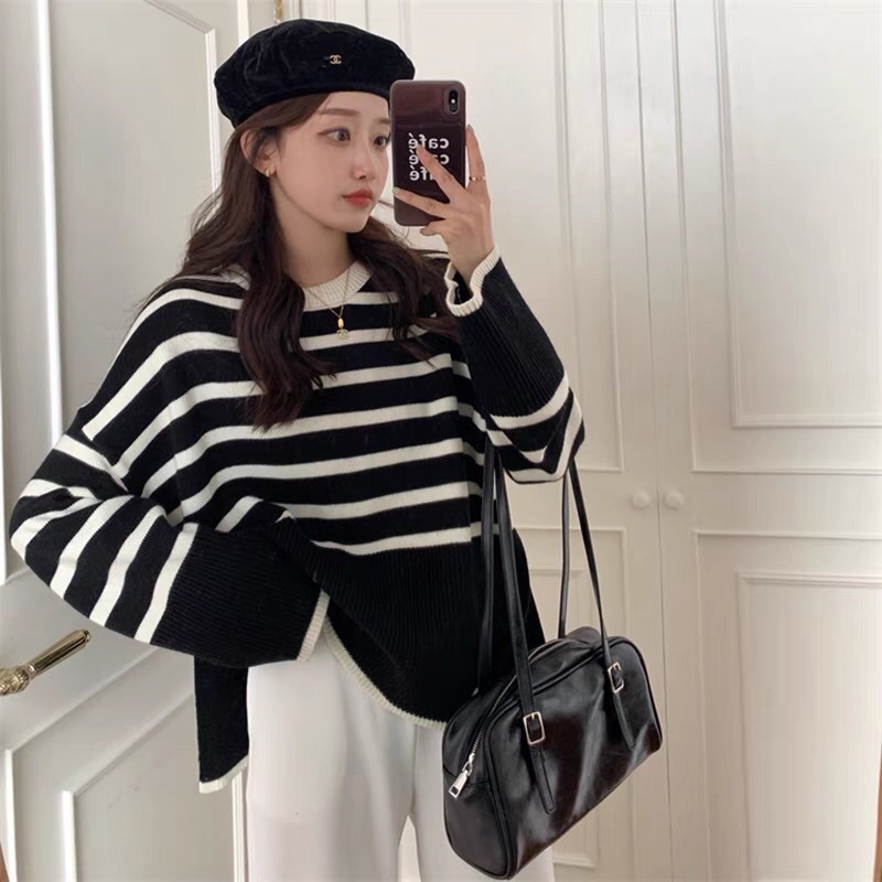 Áo len kẻ ngang xẻ tà freesize korea