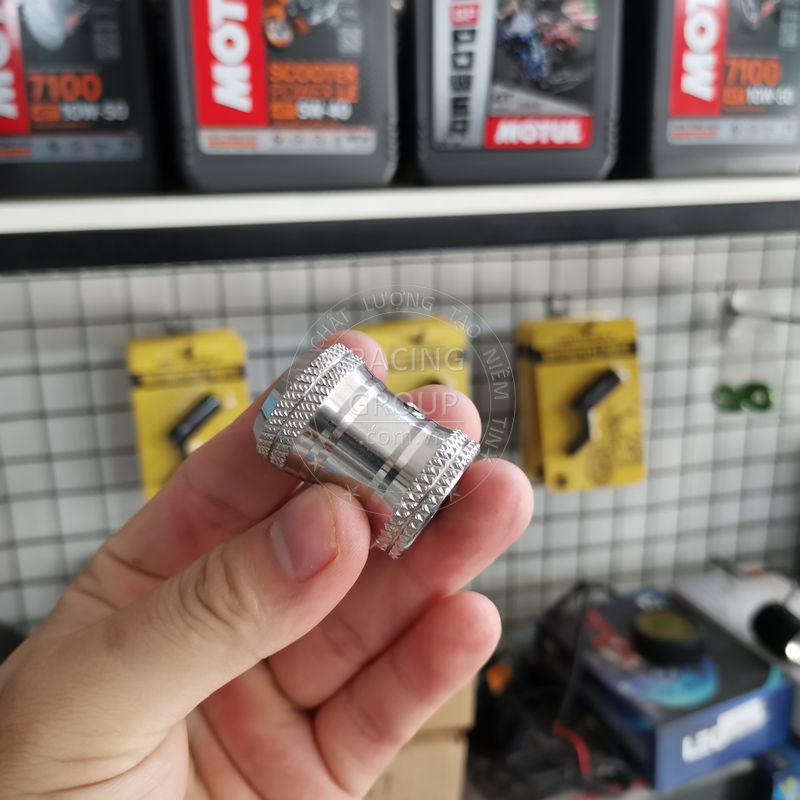 Chụp giò đạp Salaya inox 304 mẫu thái cao cấp gắn được cho nhiều dòng xe máy Wave, Sirius, Winner, Exciter, Raider,...