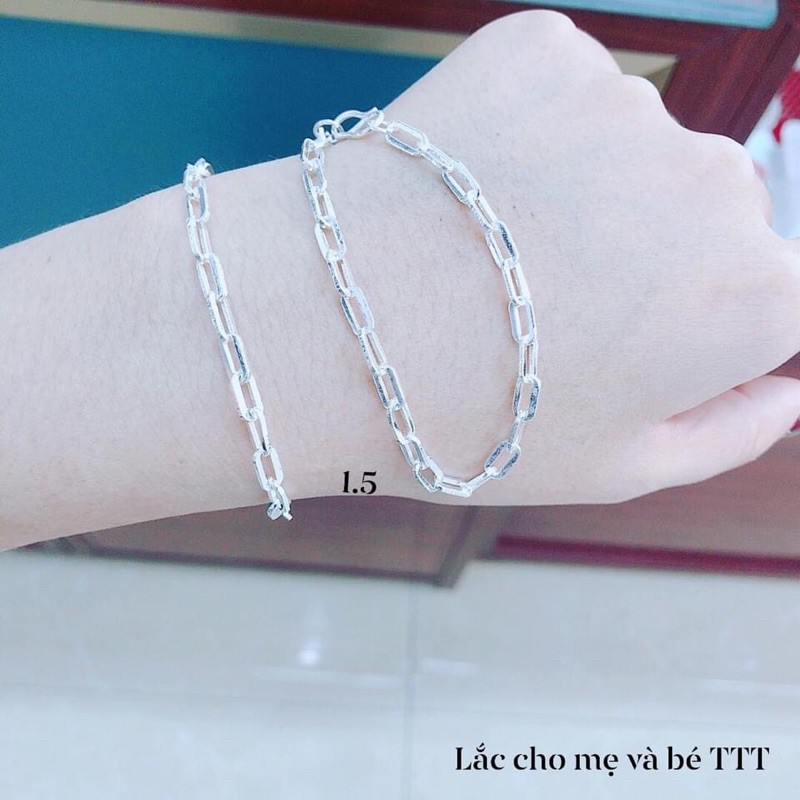 Lắc mẹ và bé