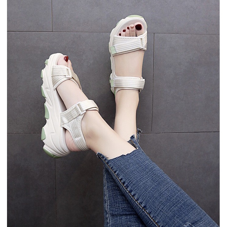 Dép nữ hàng hiệu_Sandal nữ đế bệt quai hậu 5cm. Dép nữ đế bệt quai hậu 5cm. Xăng đan nữ đế bệt quai hậu 5cm