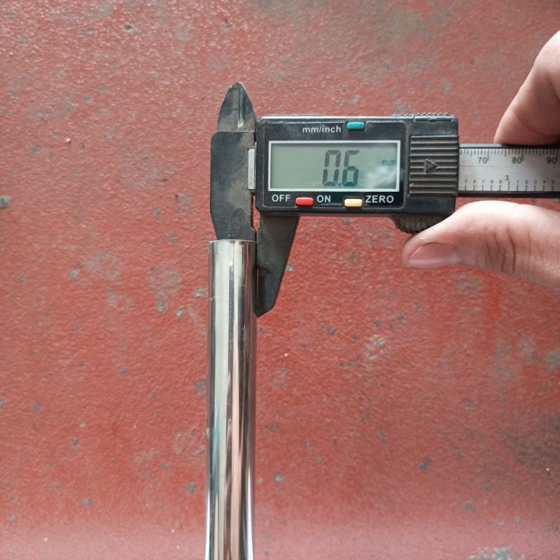 Ống inox 201 tròn 16mm dày 0.6li cắt sẵn 1m 1m2 1m5 làm khung treo quần áo