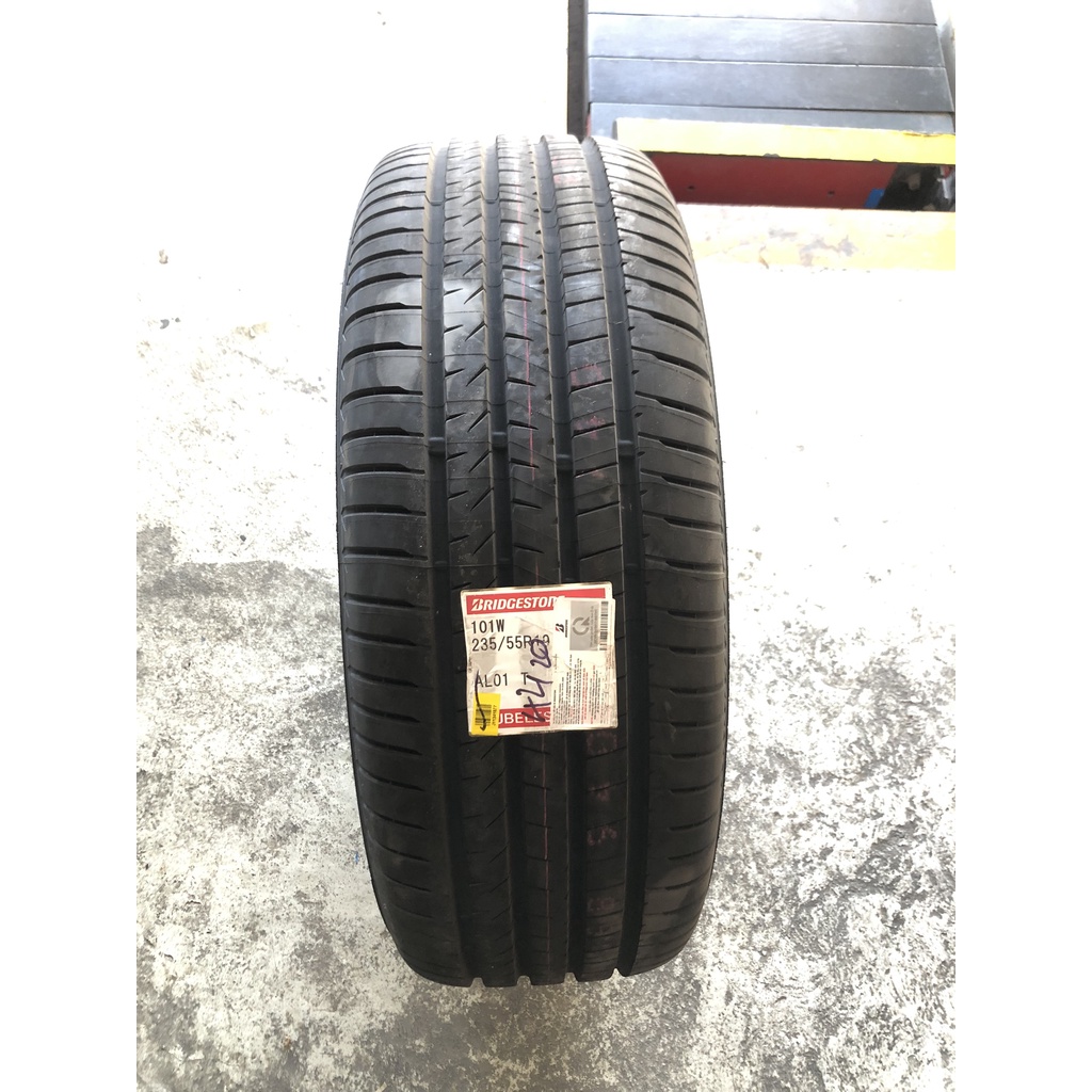 Lốp Bridgestone 235/55R19 AL01 Nhật