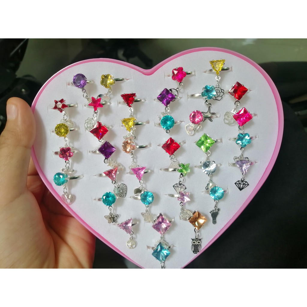 Hộp nhẫn đeo tay