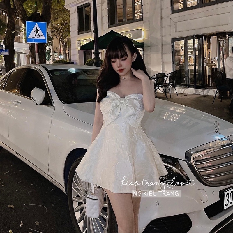 Váy Gấm Mầu Kem Nơ Ngực Dáng Xoè/ Adeirlina Dress