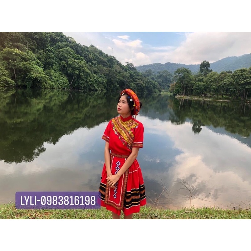 Váy Mèo đỏ