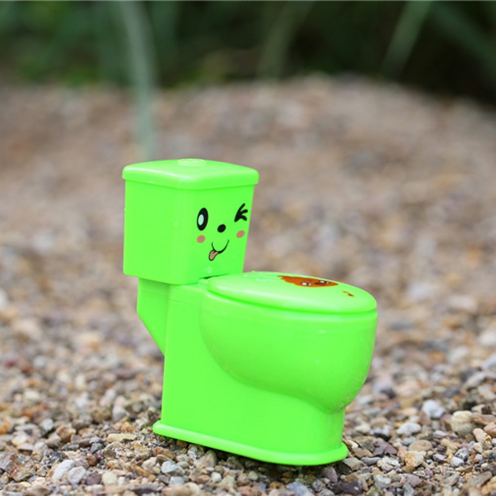 Đồ Chơi Bồn Cầu Phun Nước Vui Nhộn