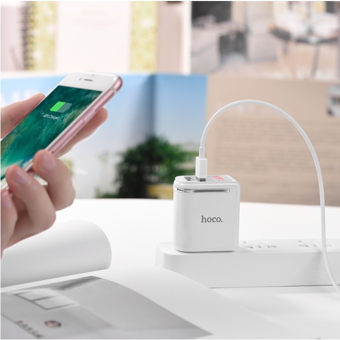 Cốc Sạc HOCO C39 2 Cổng USB + LED LCD Store4girls