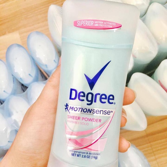 Lăn khử mùi Degree