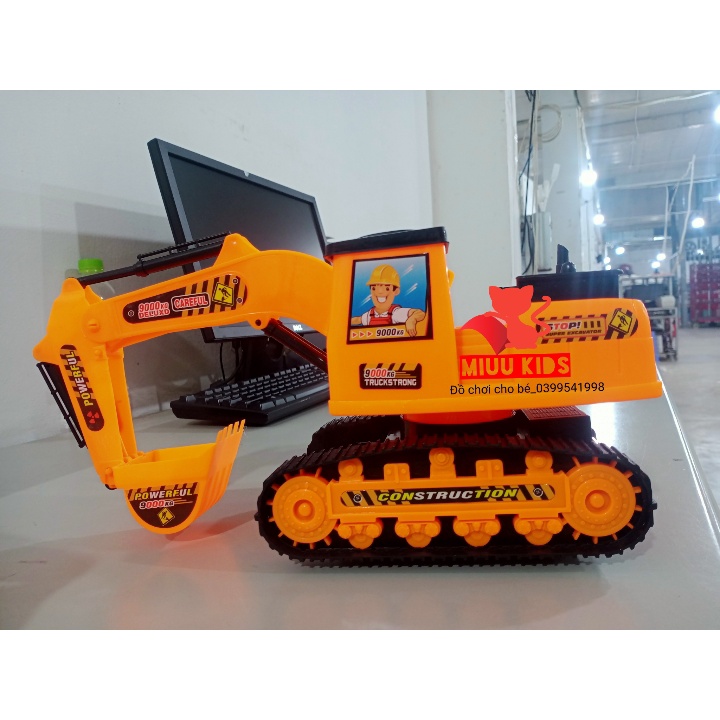 Xe Xúc Bốn Bánh Đen Màu Vàng Cao Cấp- Miuukidss